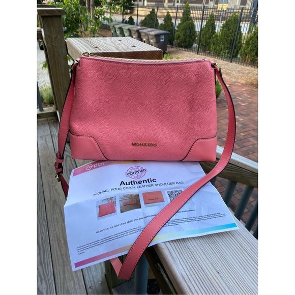 Michael Kors 🐾 NWT Coral Reef Crosby Medium Leather Shoulder Bag, MSRP $248 - Picture 10 of 16